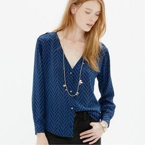 Madewell et Sezane Silk Top in Chevron Sketch XS